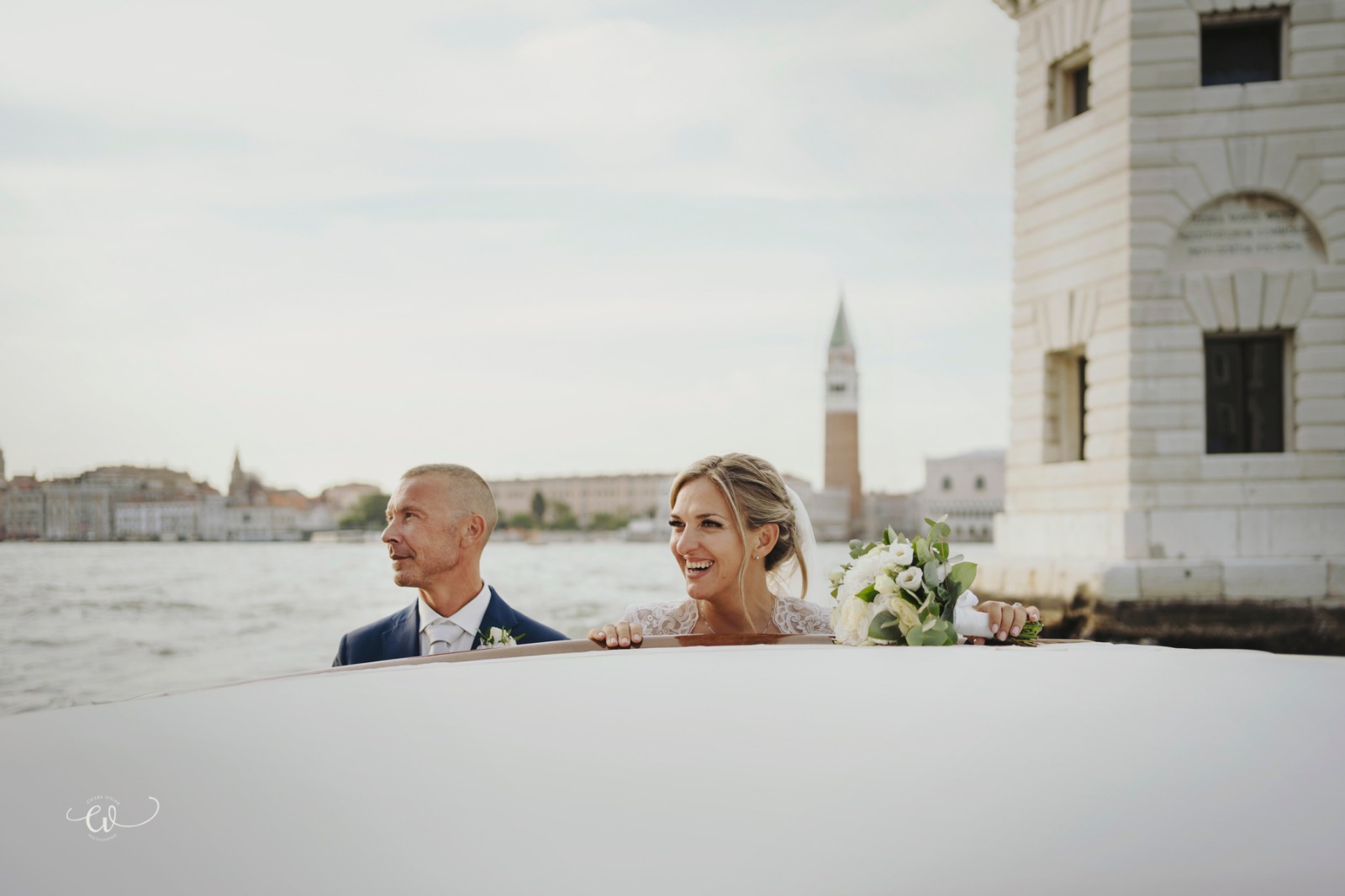 sposi taxi venezia